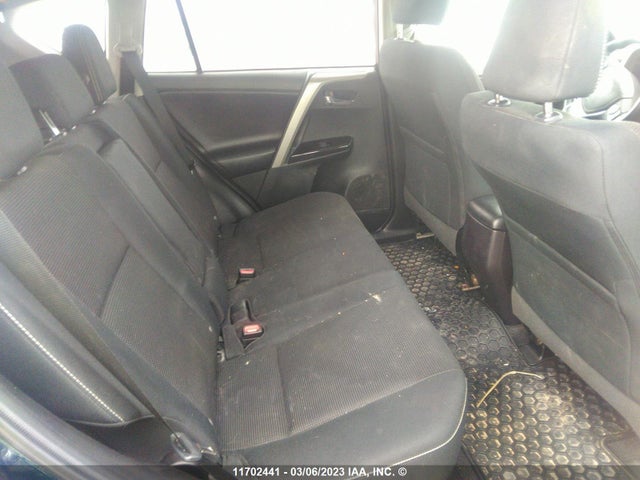 Toyota Rav4 Xle 2018 2T3RFREV2JW815151 Image 9