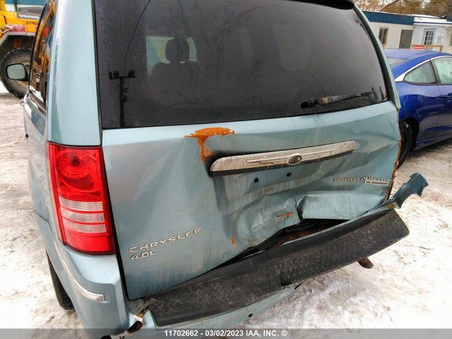2A4RR6DX4AR278117 Chrysler Town & Country Limited