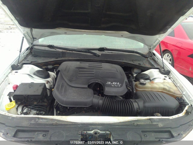 2C3CCARG5FH767202 Chrysler 300 Limited