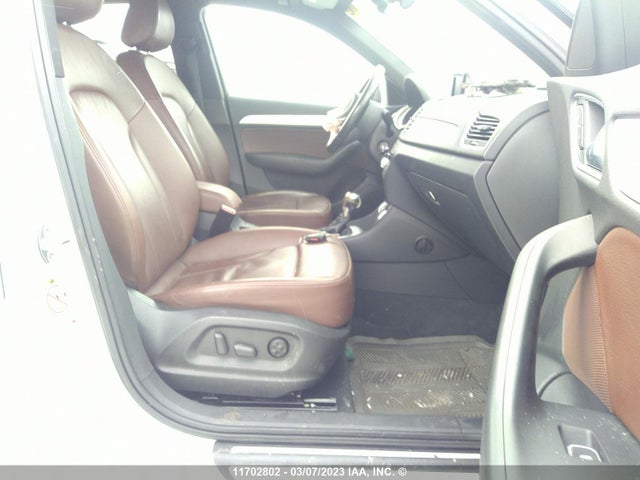 Audi Q3 Premium Plus 2015 WA1EFEFS3FR003094 Image 5