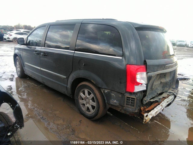 2A4RR5DG7BR754243 Chrysler Town & Country Touring