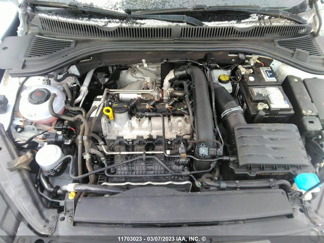 3VWC57BU7KM008262 Volkswagen Jetta S/se/r-line