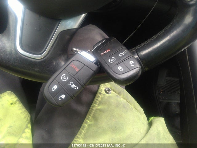 Chrysler 200 C 2016 1C3CCCCG4GN180809 Image 11