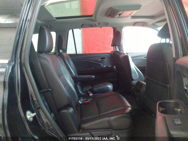 Honda Pilot Touring 2016 5FNYF6H96GB504927 Image 8