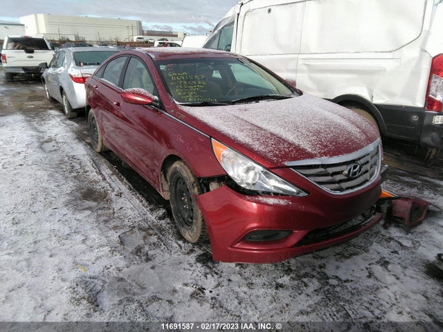 2013 Hyundai Sonata Gls მანქანა იყიდება აუქციონზე, vin: 5NPEB4AC2DH732526, აუქციონის ნომერი: 11691587
