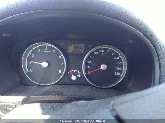Hyundai ACCENT SE 2010 KMHCN3BC2AU170583 Image 8