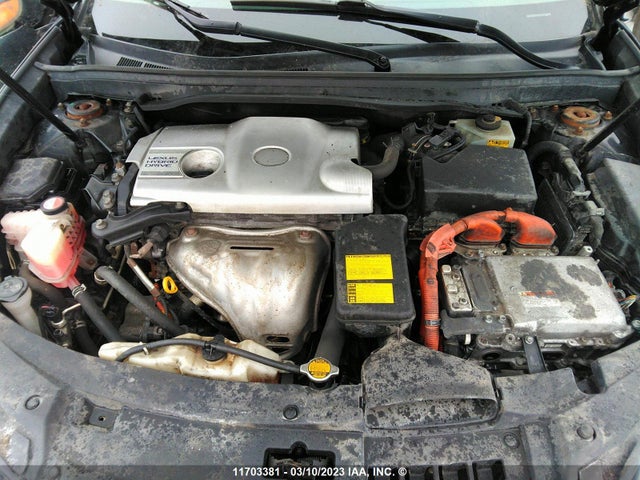 JTHBW1GG1F2079982 Lexus ES 300H