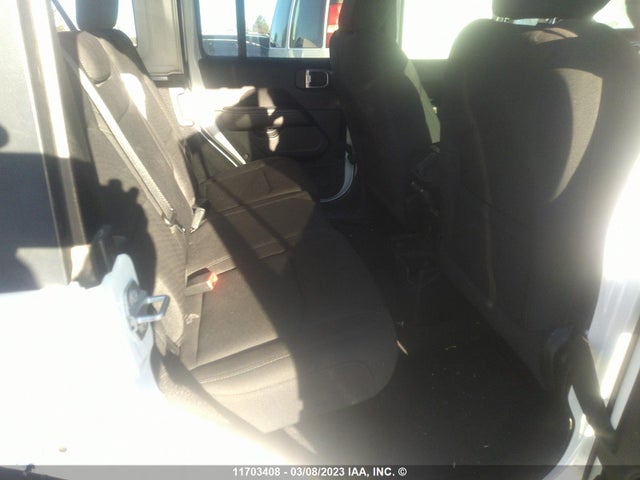 1C4HJXEN3MW547893 Jeep Wrangler Unlimited Sahara