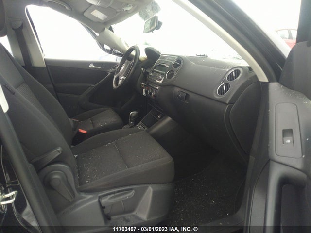 WVGJV3AX6EW614103 Volkswagen Tiguan S/se/sel/r-line