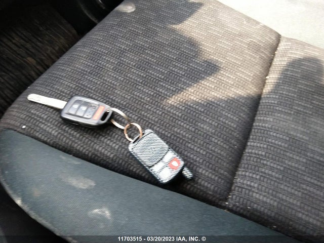 Honda FIT LX 2017 3HGGK5H59HM100484 Image 11