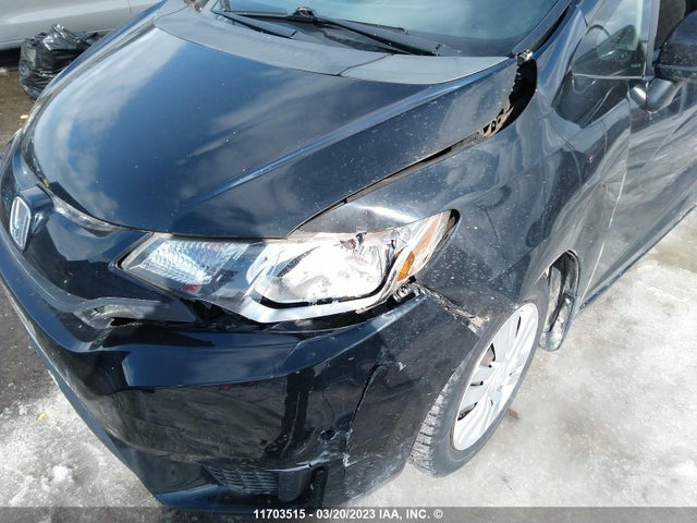 Honda FIT LX 2017 3HGGK5H59HM100484 Image 6