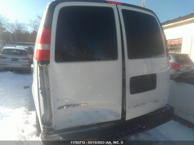 Chevrolet Express G2500 2014 1GCWGFBA5E1159628 Image 6