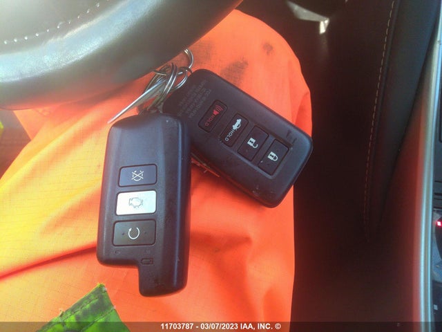 JTHC81D24J5030600 Lexus IS 300