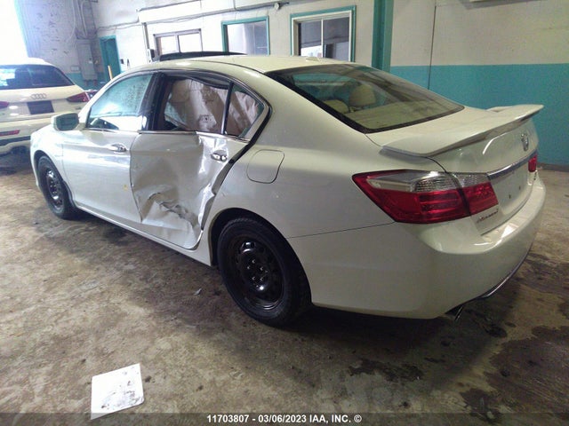 Honda Accord Touring 2013 1HGCR3F95DA802541 Image 4