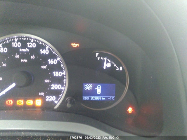 JTHKD5BH3E2183899 Lexus CT 200