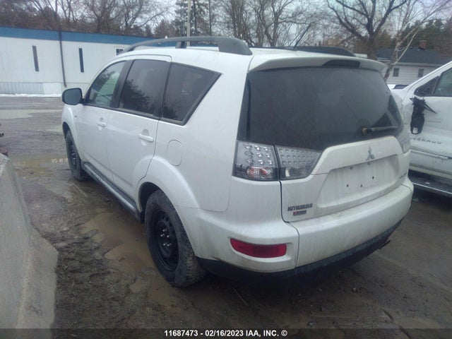 JA4JT5AX7BU604543 Mitsubishi OUTLANDER GT