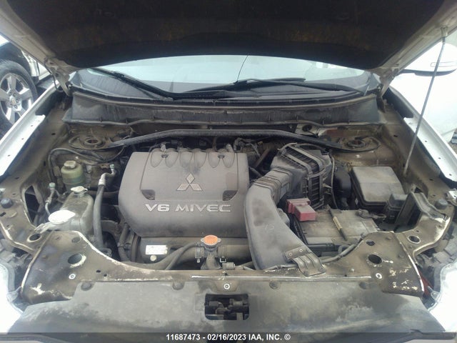 JA4JT5AX7BU604543 Mitsubishi OUTLANDER GT