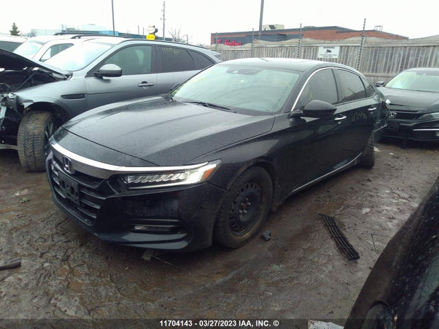 Honda Accord Touring 2018 1HGCV1F91JA804413 Image 2