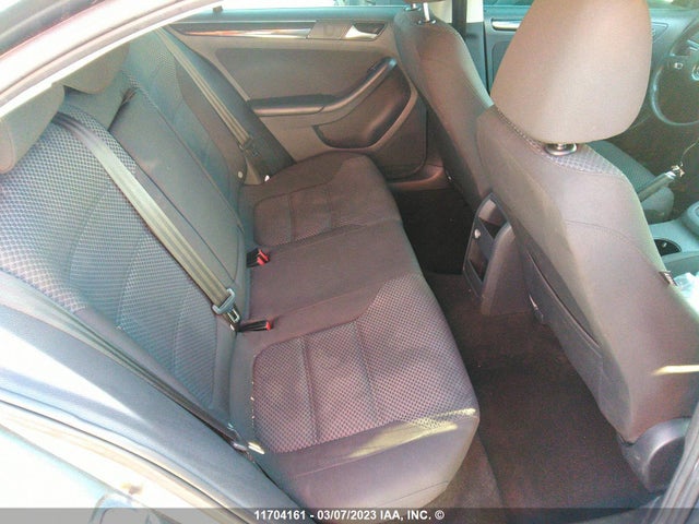 3VWD07AJ9FM297600 Volkswagen JETTA SE