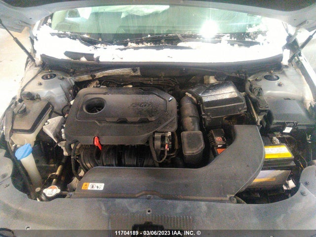 Hyundai SONATA SE 2015 5NPE24AF0FH020299 Image 12