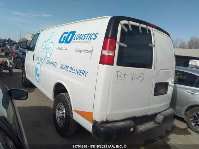 Chevrolet Express G2500 2019 1GCWGAFP2K1371156 Image 3
