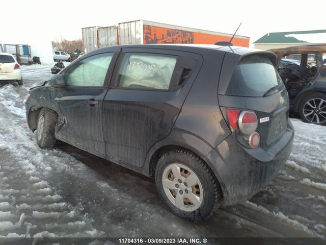 Chevrolet SONIC LS 2016 1G1JA6SH4G4176004 Image 3