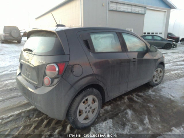 Chevrolet SONIC LS 2016 1G1JA6SH4G4176004 Image 4
