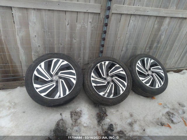 3VWG57BU6KM099588 Volkswagen Jetta Sel Premium