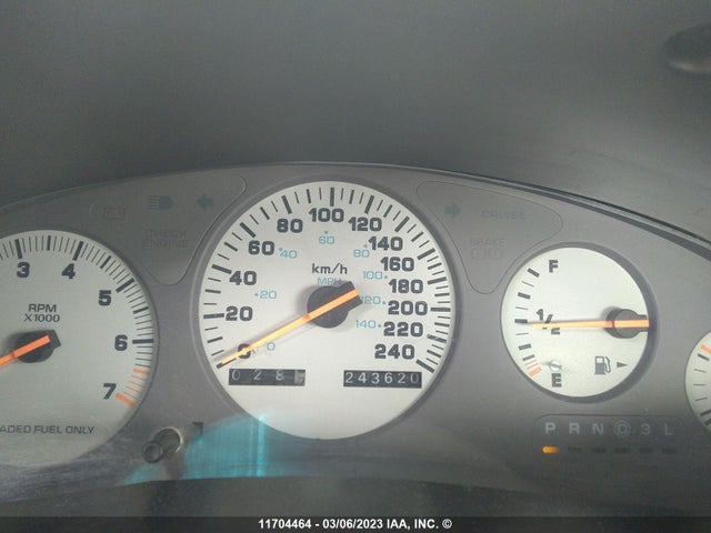 2C3HH46F5TH260896 Chrysler Intrepid