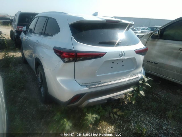 Toyota Highlander Platinum 2022 5TDFZRBH2NS186653 Image 5