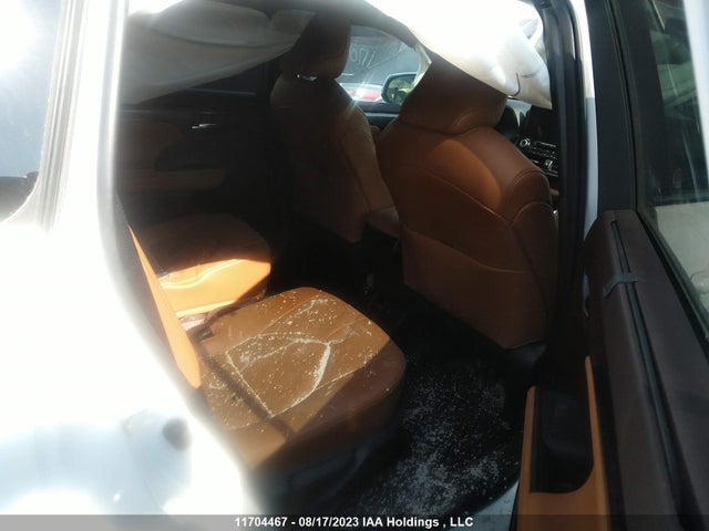 Toyota Highlander Platinum 2022 5TDFZRBH2NS186653 Image 10