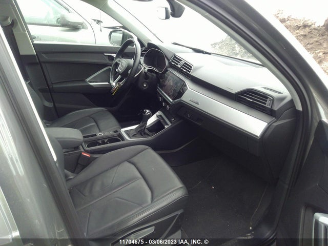 WA1AUCF39M1074670 Audi Q3 Premium 40