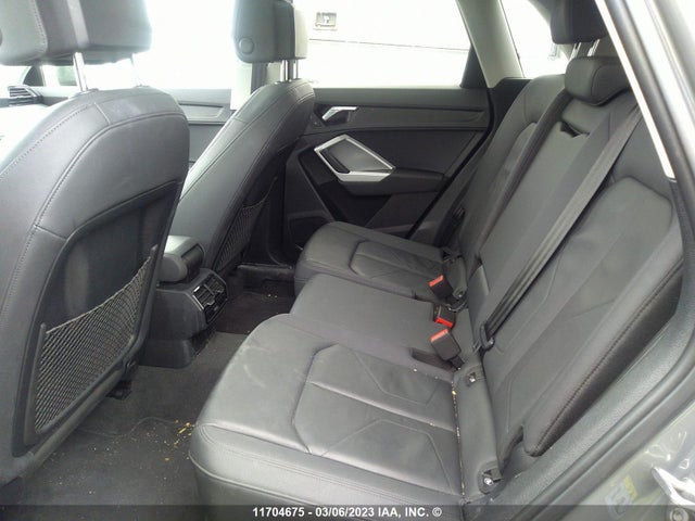 WA1AUCF39M1074670 Audi Q3 Premium 40