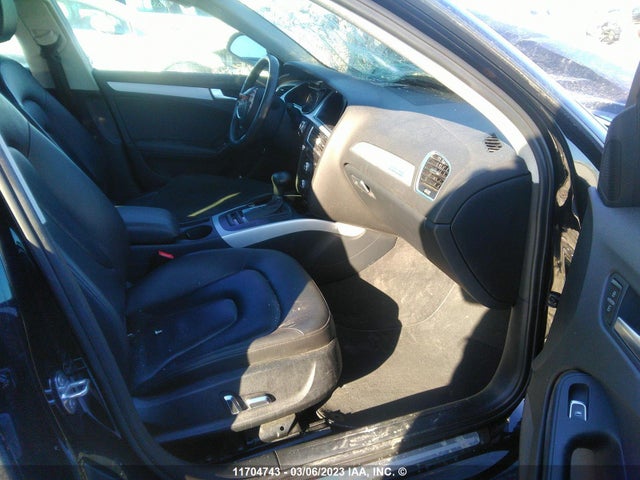 WAUBFCFL3GN006279 Audi A4 Komfort Plus