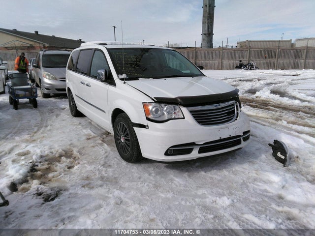 2C4RC1GG7FR554819 auction archive image
