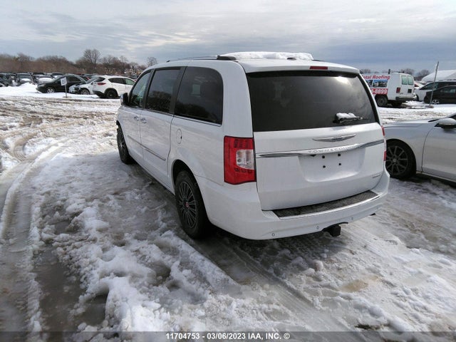 2C4RC1GG7FR554819 Chrysler Town & Country Limited Platinum