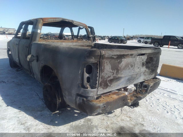 3C6UR5FJ4JG287769 RAM 2500 Laramie