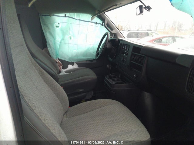 Chevrolet Express G2500 2021 1GCWGBF79M1307253 Image 5