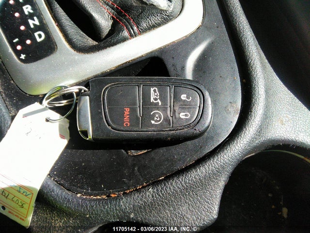 1C4PJMBS6HW552001 Jeep Cherokee Trailhawk