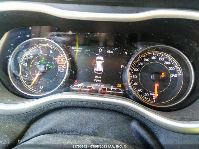 1C4PJMBS6HW552001 Jeep Cherokee Trailhawk