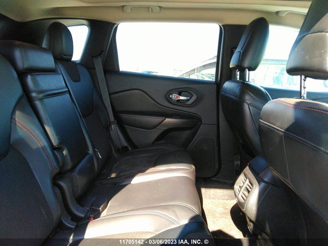 1C4PJMBS6HW552001 Jeep Cherokee Trailhawk