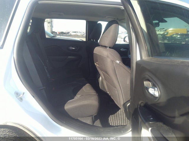 1C4PJMCN3KD345027 Jeep Cherokee North