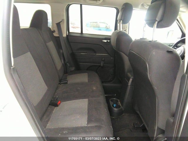 Jeep Patriot 2015 1C4NJRAB7FD268570 Image 9