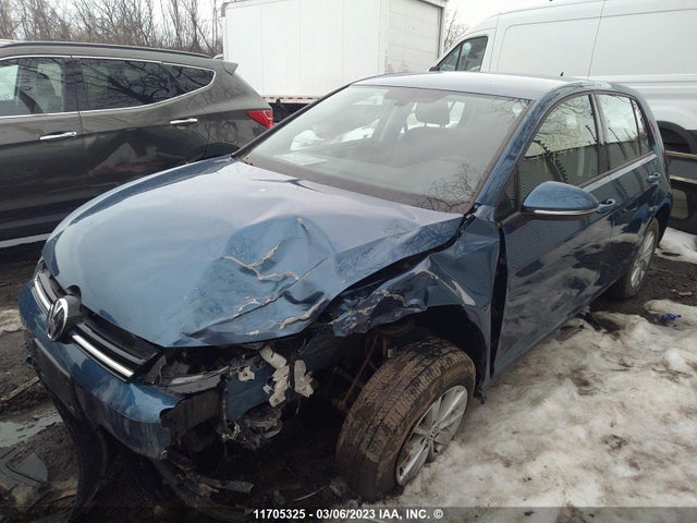 3VWG17AU1JM269013 Volkswagen Golf Comfortline