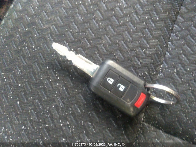 JA4AT3AA4LZ607887 Mitsubishi Eclipse Cross Es