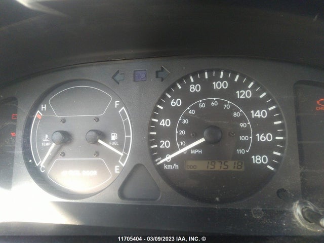 Toyota COROLLA CE/LE/S 2002 2T1BR12E62C857462 Image 8