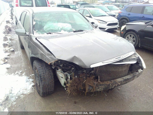 1C3CCBAB1DN569629 Chrysler 200 LX