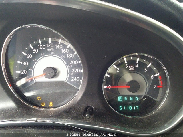 1C3CCBAB1DN569629 Chrysler 200 LX