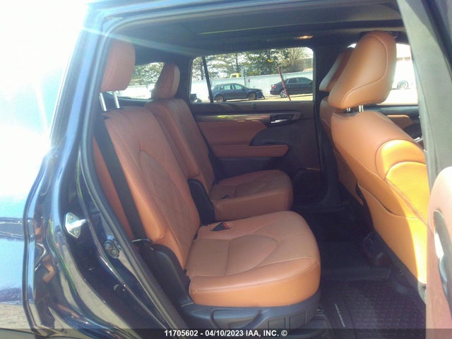 Toyota Highlander Hybrid Platinum 2021 5TDEBRCH1MS037129 Image 8