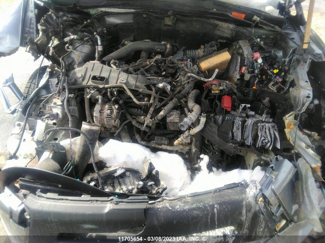 JA4AT3AA3JZ617629 Mitsubishi Eclipse Cross Es